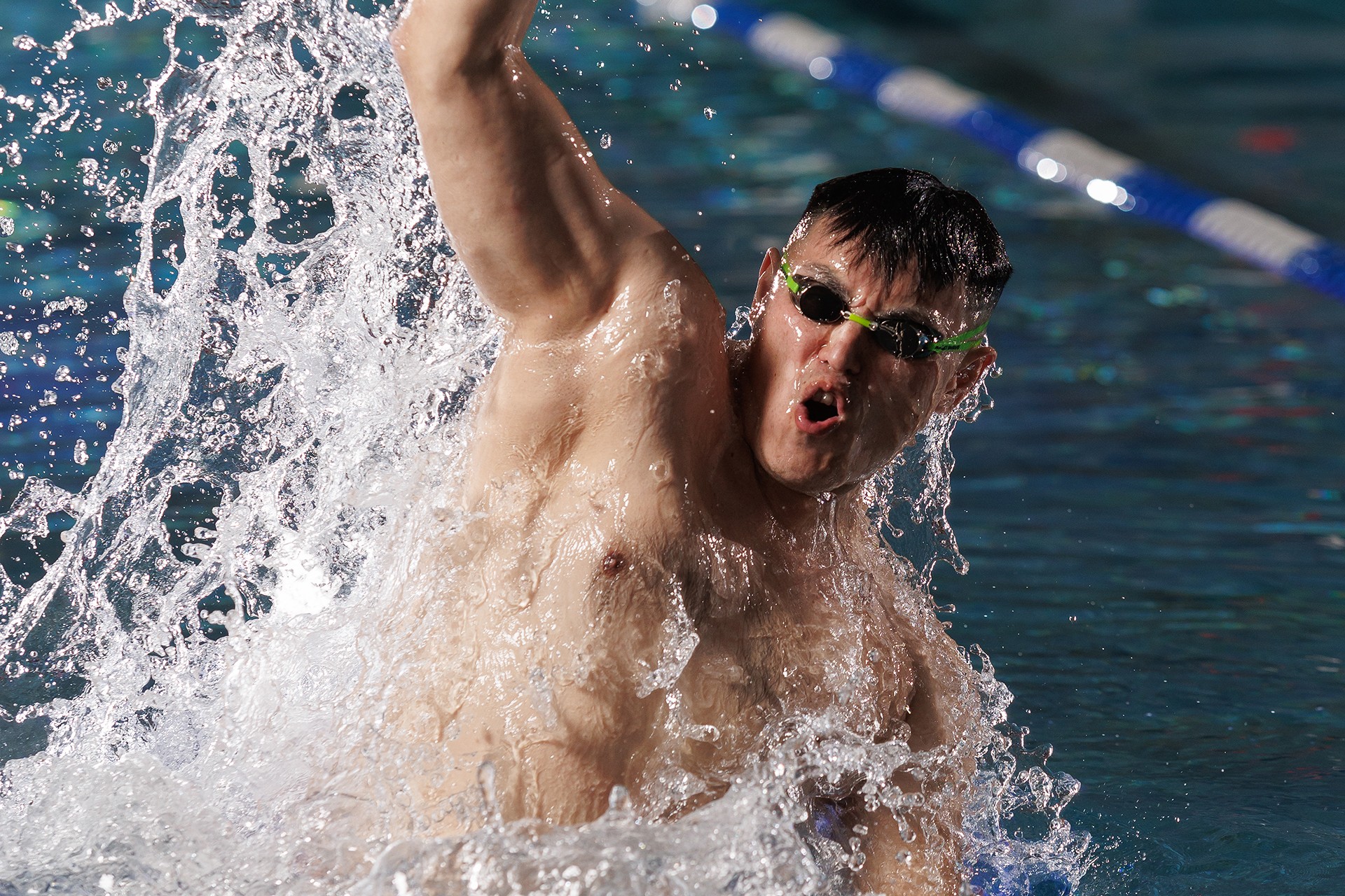 бассейн Академик